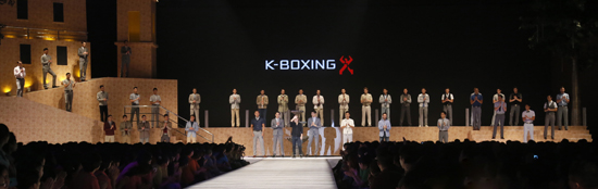 劲霸男装2014冬季新款发布会隆重启幕