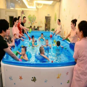 马博士婴儿游泳