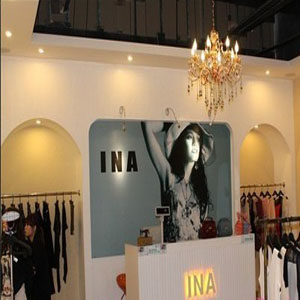 INA女装