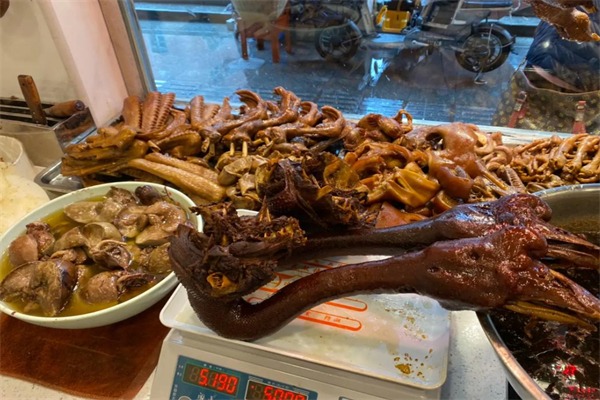 一代卤匠熟食