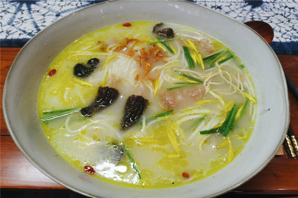 泉线泉水过桥米线