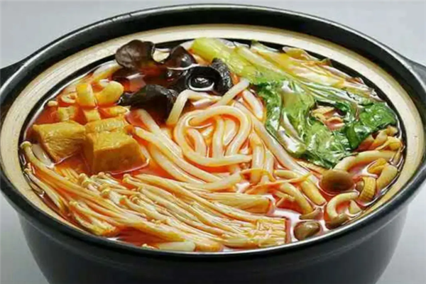 宏运来过桥米线