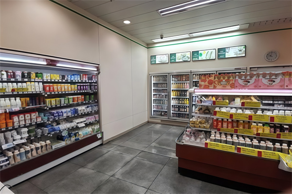 领几便利店 领几便利店