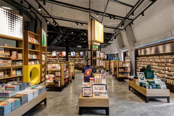 名众优品时尚百货