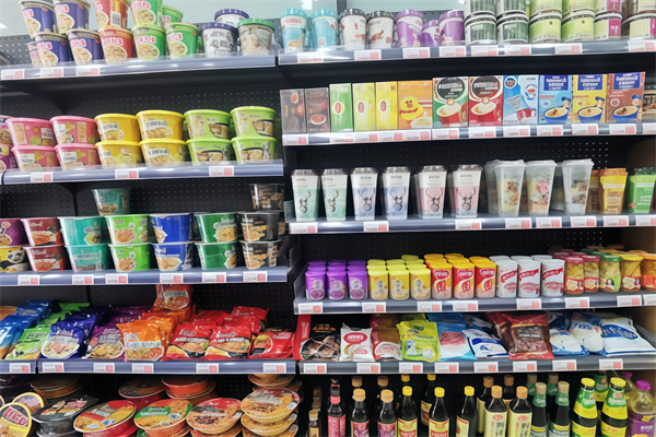致胜客便利店