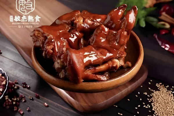胡记敏杰