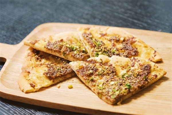 三颗糖掉渣饼