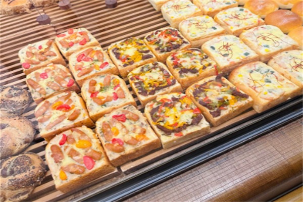闺蜜家面包