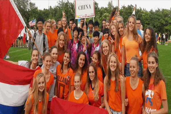 曹燕华乒乓球俱乐部加盟