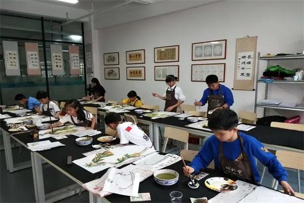 棒棒堂书法编程教育培训中心 棒棒堂书法编程教育培训中心