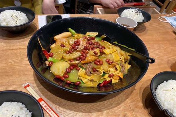 香辣汇麻辣香锅