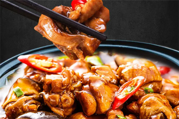 枫哥香满天黄焖鸡米饭