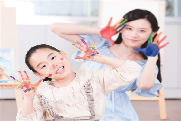 阳光之美少儿美术