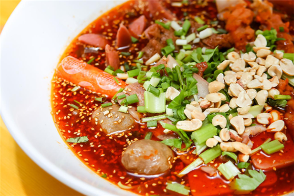 靓锅麻辣香锅冒菜