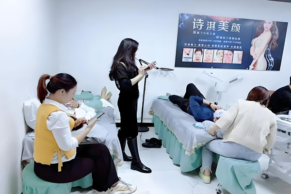 诗淇美颜祛斑