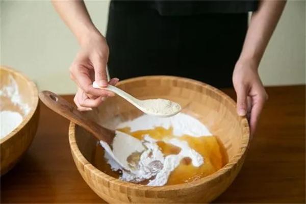 清皙美中药面膜