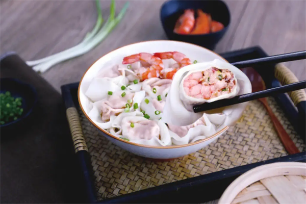 恋上馄饨