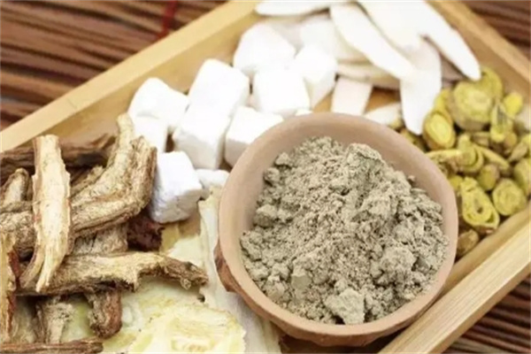 纯尼美中药面膜