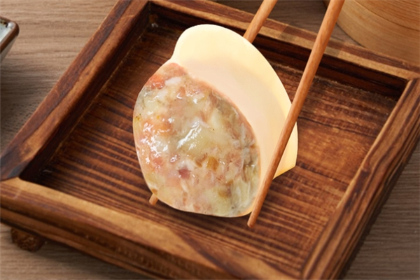 捏上开口水饺