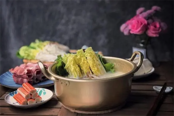 轩与鲜小火锅