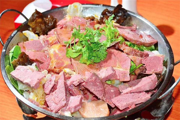 随亿驴肉火锅