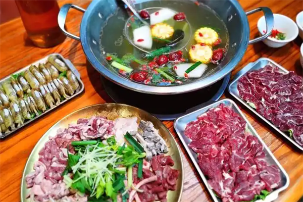 牛杂牛肉火锅