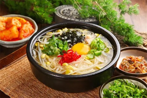 半截塔村过桥米线