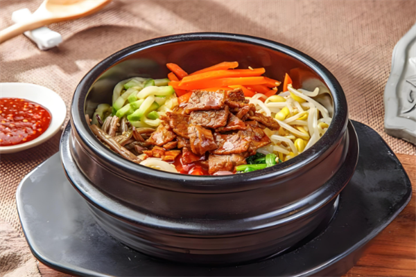 部落烤肉石锅拌饭