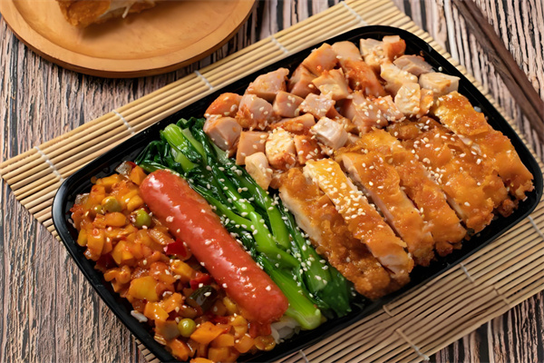 炊事班脆皮鸡烤肉饭