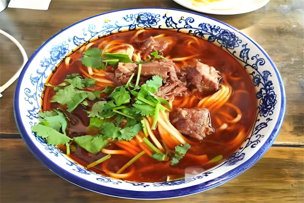 椒椒新派牛肉米线