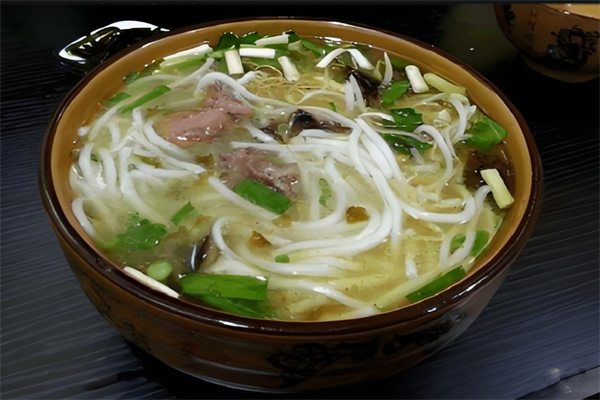 小破孩过桥米线