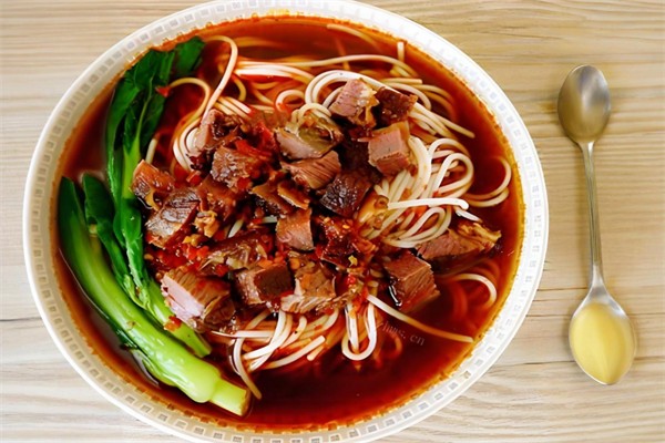 香满桥牛肉米线