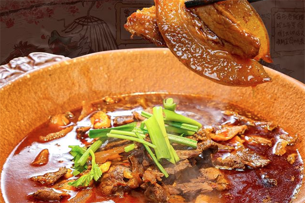 带皮牛肉火锅