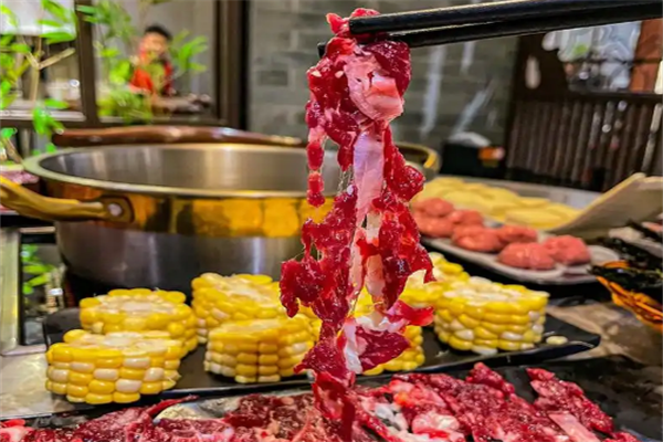八合潮汕牛肉火锅