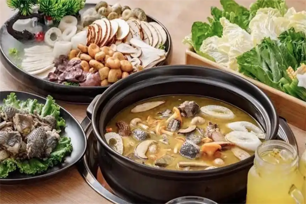 云南野生菌火锅