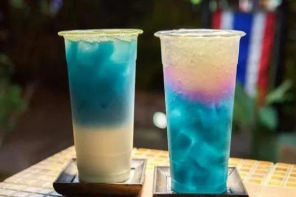 品一鼎奶茶