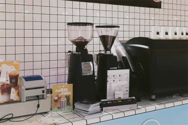 校园咖啡店