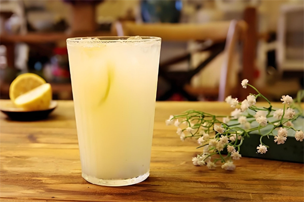 鹰冠奶茶