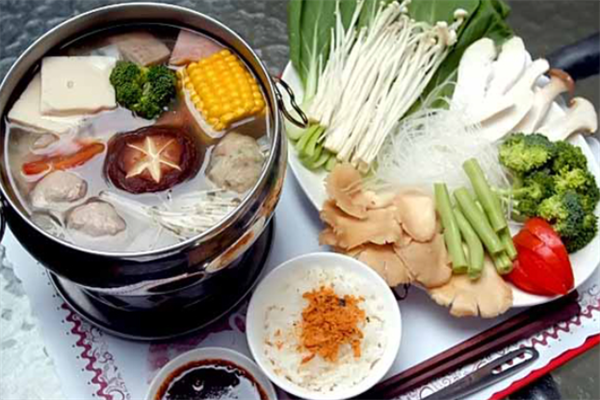 粤式打边炉火锅