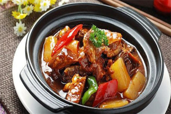 鸡汰子火锅鸡饭 鸡汰子火锅鸡饭