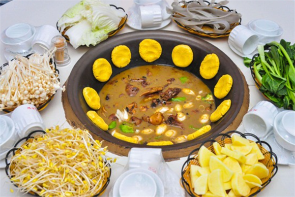 一品灶农家地锅鸡火锅