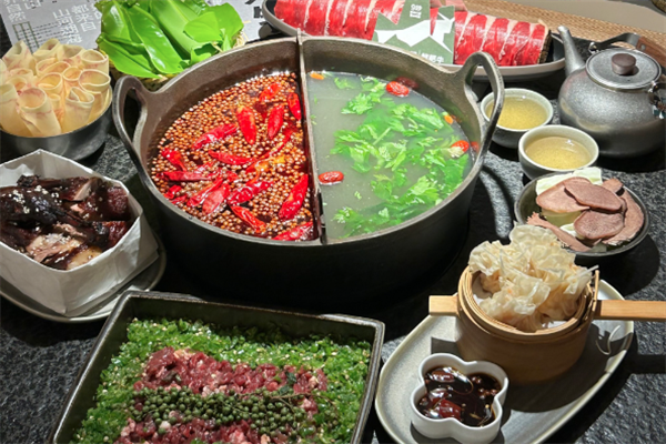 鼎上鲜火锅