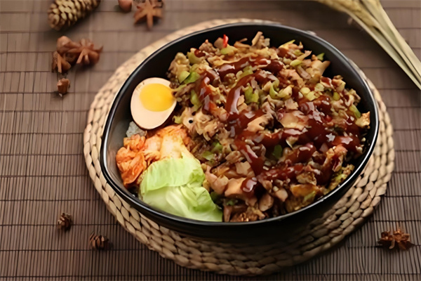 胖先森烤肉拌饭