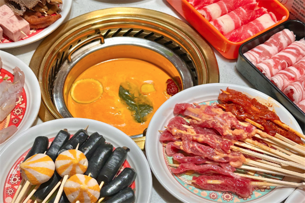 食天下转转火锅
