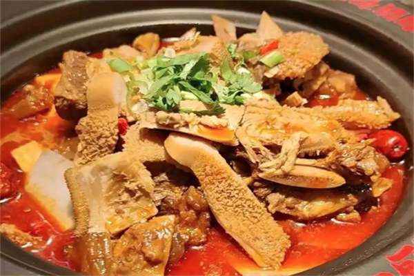 牛炖筋头巴脑火锅 牛炖筋头巴脑火锅