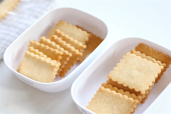 礼乐休闲食品
