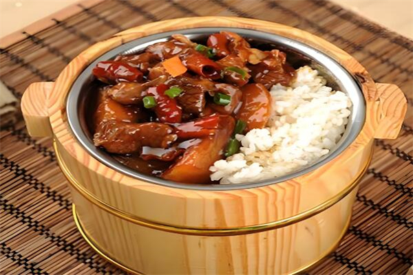 小金哥烤肉木桶饭