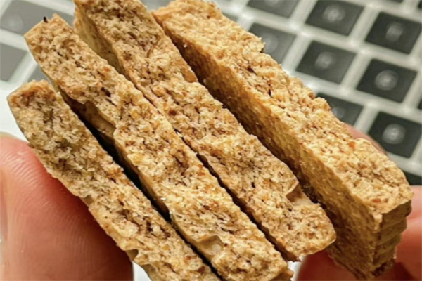 艾粮休闲食品