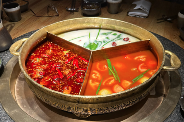奔驰老火锅 奔驰老火锅