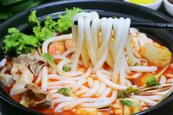 爱上锋味过桥米线加盟